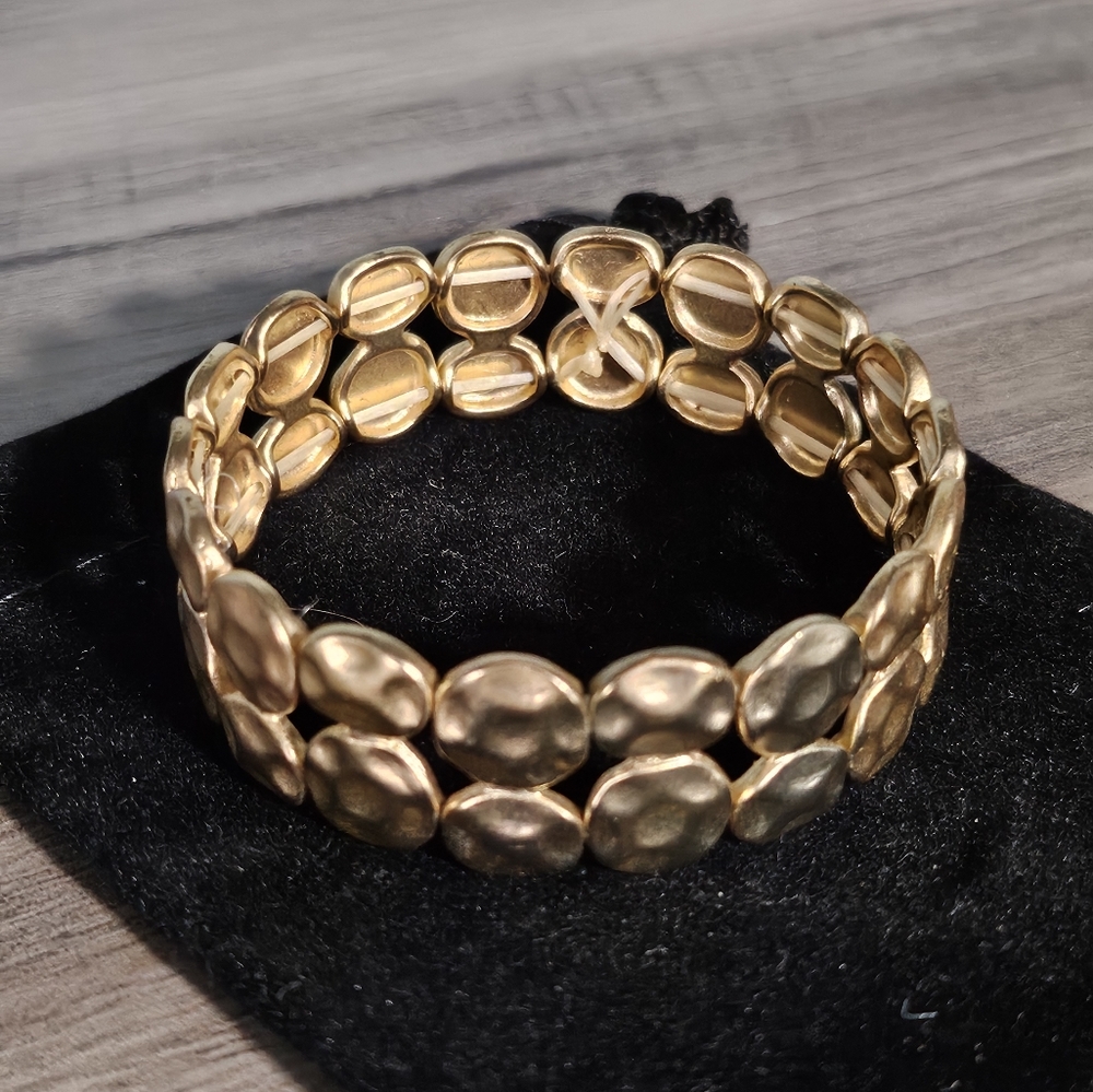 Hammered Gold Stretchy Braclet